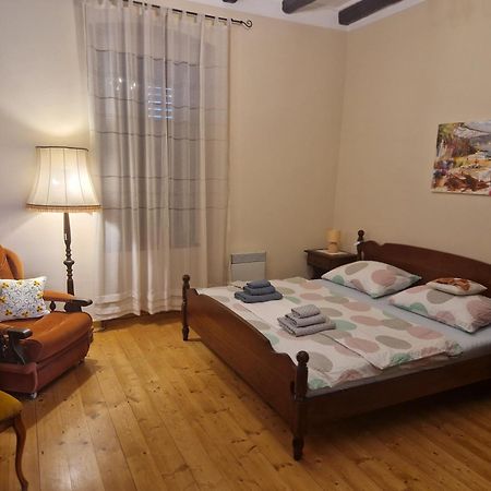 Apartments Sena Pula Ngoại thất bức ảnh